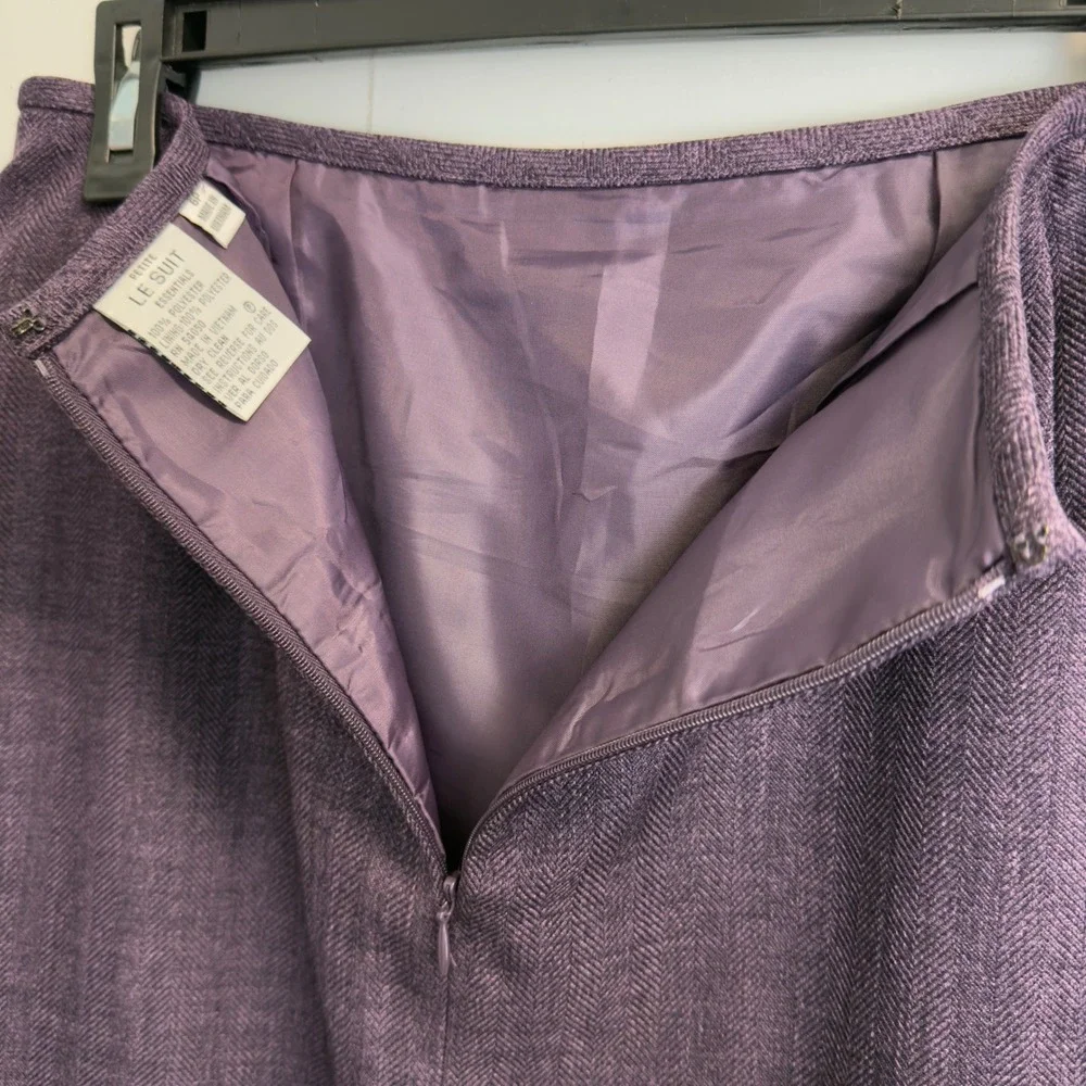 Le Suit Essentials Purple Herringbone Skirt Suit Set Pleated Hem Womens 6P